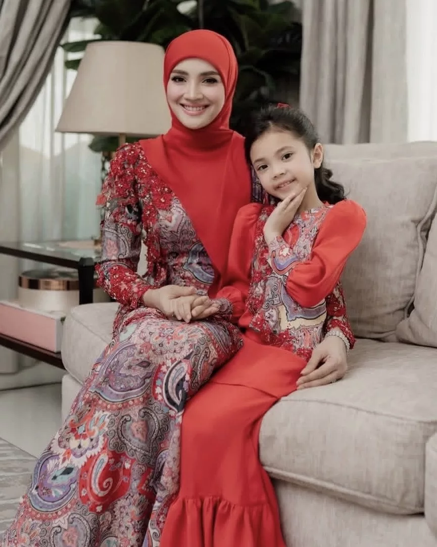 Ramai Impi, Tapi Fatima Dah Ada Dua! Anak Fazura Tambah Koleksi Hermès Kelly