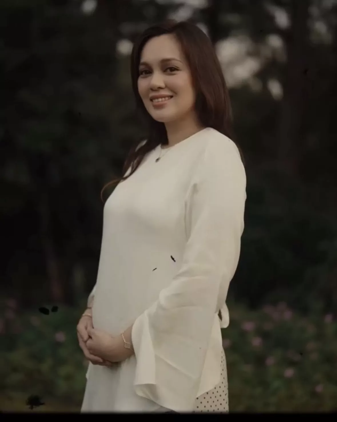 Nelydia Senrose Umum Hamil Cahaya Mata Pertama, Hadiah Istimewa Sempena Ulang Tahun Perkahwinan Ke-7