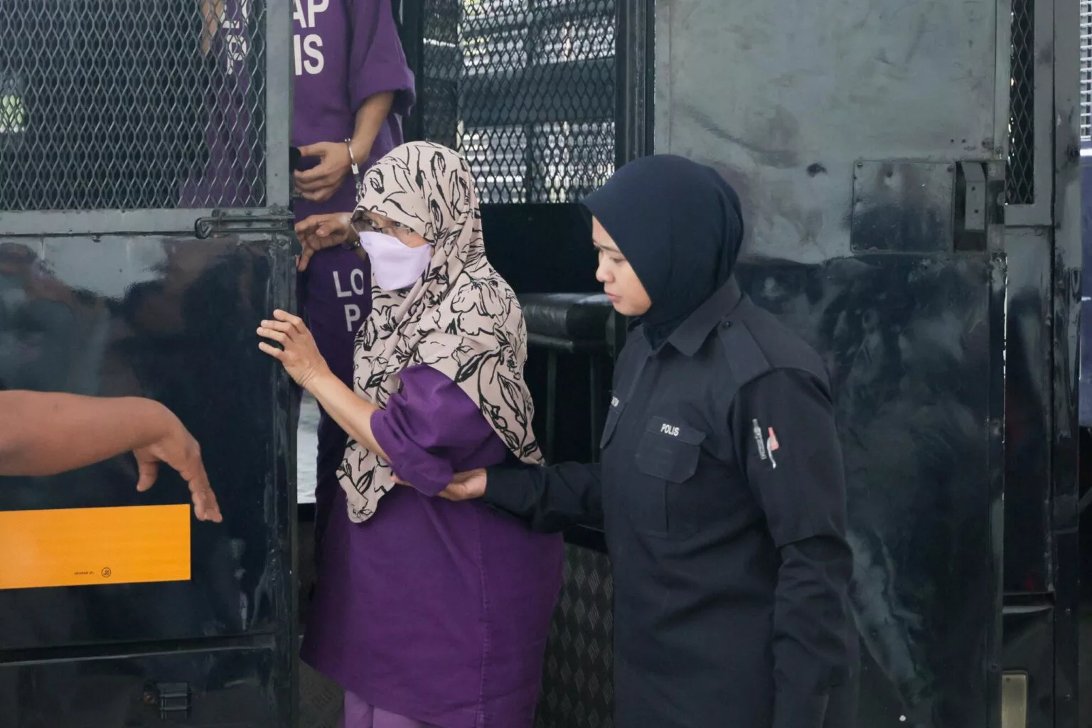 Tragedi Depan Surau Sekolah, Guru Dipercayai Tertekan Minyak Direman