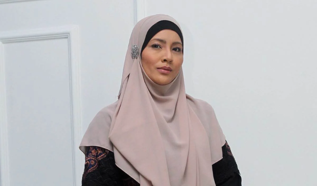 Hidup Serba Kekurangan Tanpa TV & Sofa, Aliff Syukri Hulur Bantuan Lebih RM15,000 Buat Keluarga Norish Karman 7 Hidup Serba Kekurangan Tanpa TV & Sofa, Aliff Syukri Hulur Bantuan Lebih RM15,000 Buat Keluarga Norish Karman