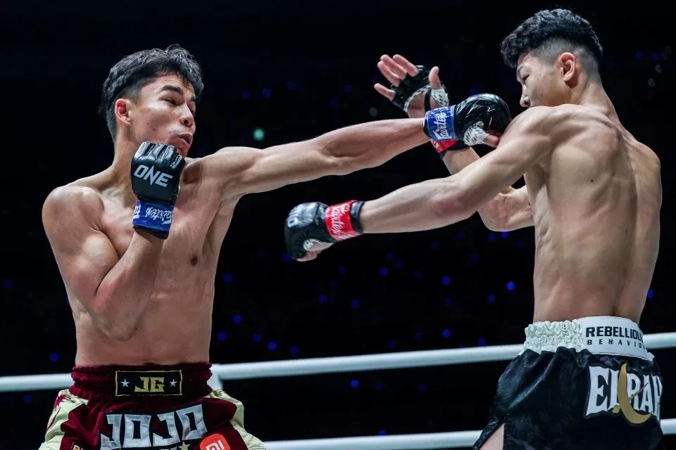 Pertarungan Sengit Tiga Pusingan, Jojo Gagal Sekat Dominasi Yoshinari Di Ariake Arena, Tokyo