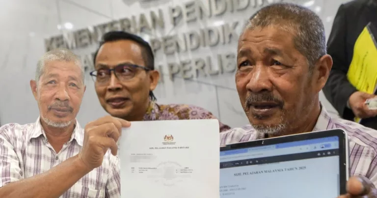 Usia 61 Tahun Bukan Penghalang, Warga Emas Ini Duduki SPM 2025 Cabar Keupayaan Diri