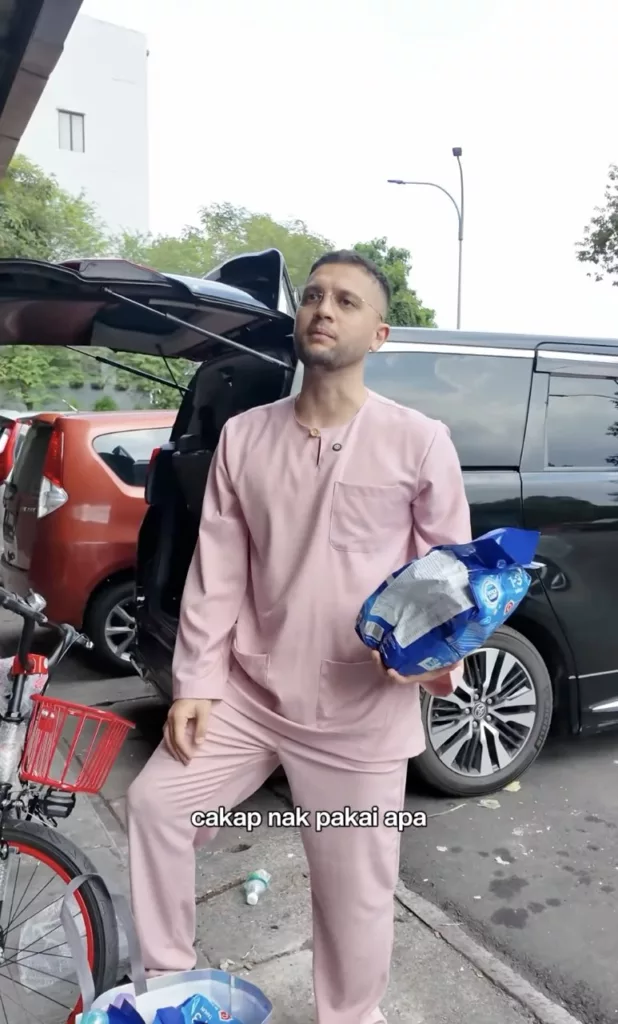 “Saya Nak Bagi Happy Sikit…” – PU Riz Hadiah Basikal, Susu Buat Anak Arwah Amirul