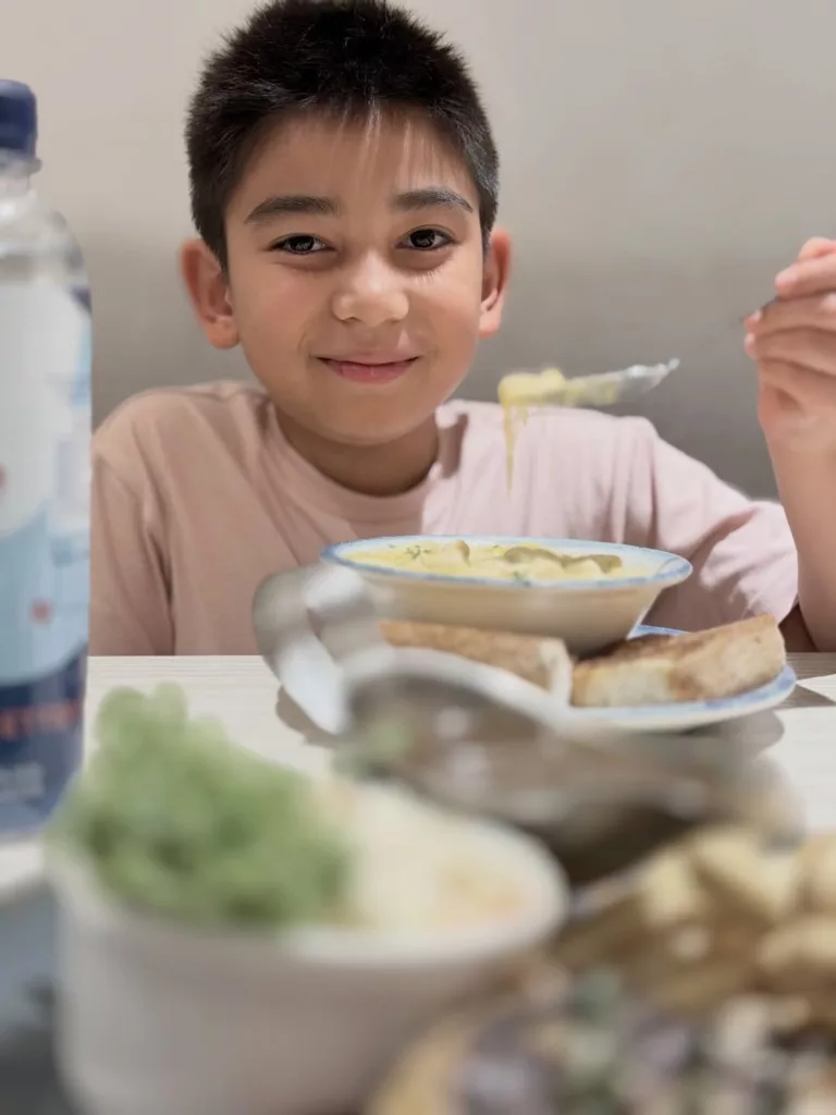 “Jangan Suruh, Tunjuk” — Anak Amar Baharin Gigih Nak Puasa Enam Ikut Contoh Keluarga