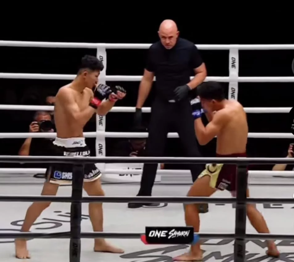 Pertarungan Sengit Tiga Pusingan, Jojo Gagal Sekat Dominasi Yoshinari Di Ariake Arena, Tokyo