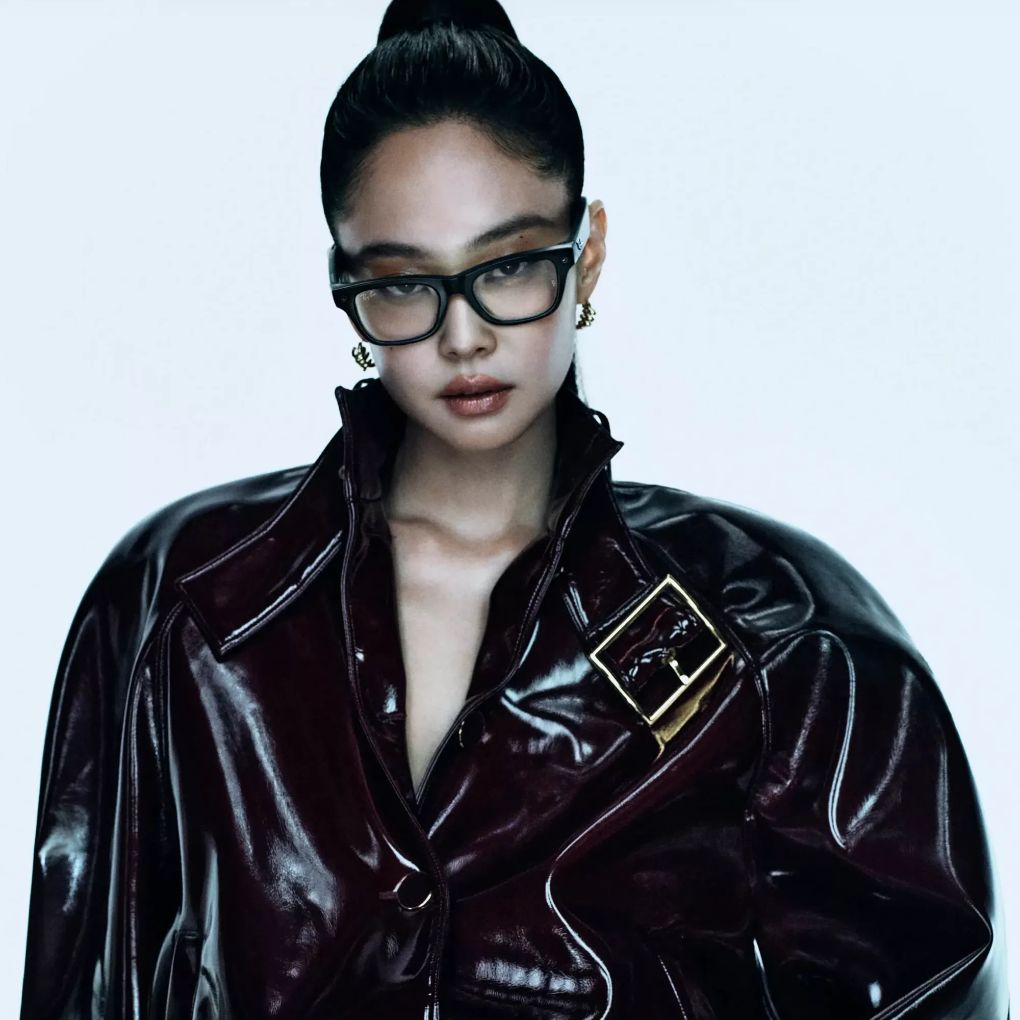 Aura Ikon Fesyen Makin Menyerlah, Jennie BLACKPINK Kini Duta Global Ray-Ban
