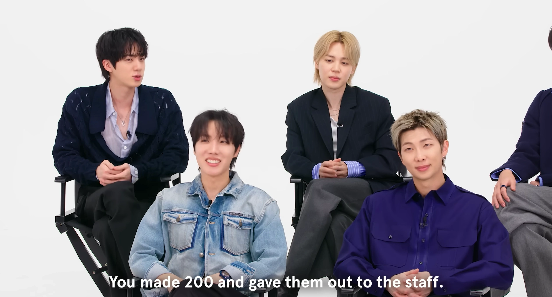 Jungkook BTS Dedah Sisi Rajin Masak, Sediakan 200 ‘Dubai Chewy Cookies’ Untuk Staf!