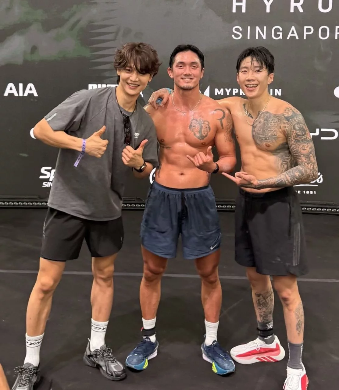 Momentum Juara Berterusan! Minho SHINee Sekali Lagi Ungguli Hyrox Singapura Bersama Hong Beomseok 11 Momentum Juara Berterusan! Minho SHINee Sekali Lagi Ungguli Hyrox Singapura Bersama Hong Beomseok