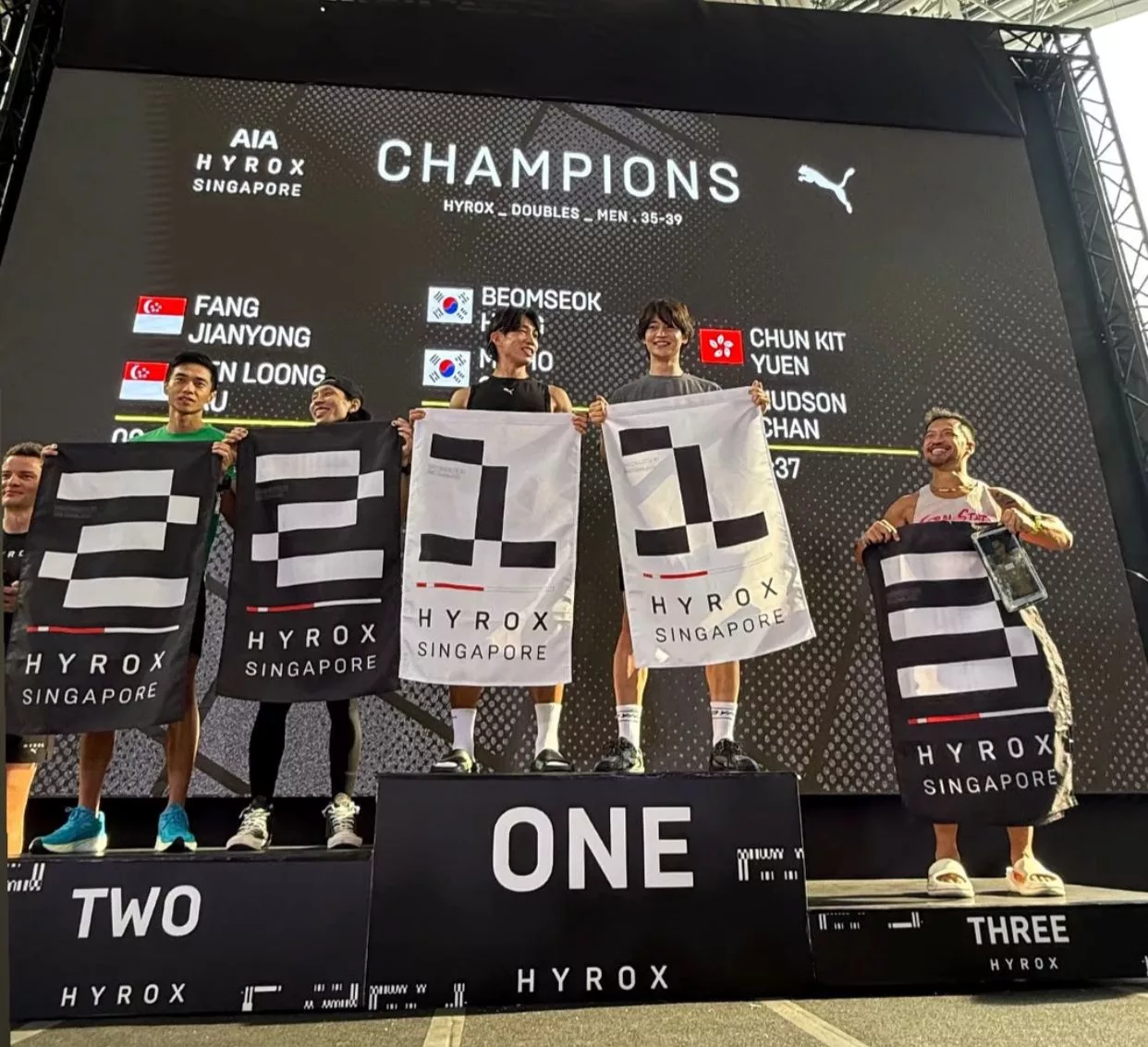 Momentum Juara Berterusan! Minho SHINee Sekali Lagi Ungguli Hyrox Singapura Bersama Hong Beomseok