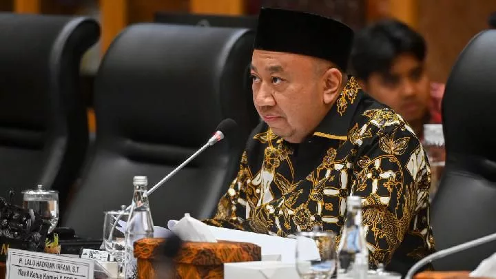 Perbualan Lucah Dalam ‘Group Chat’ Tular, 16 Pelajar Undang-Undang Universiti Indonesia Disiasat