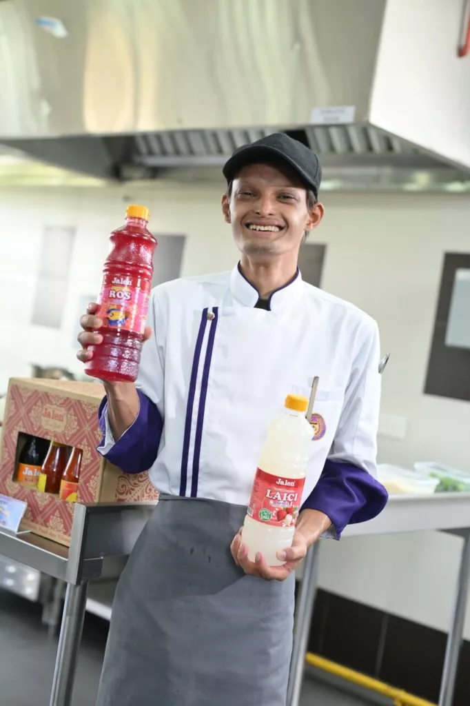 Cabaran 45 Minit Jadi Ujian Besar, Wakil UniSHAMS Tetap Tenang Di Jalen Star Chef 2