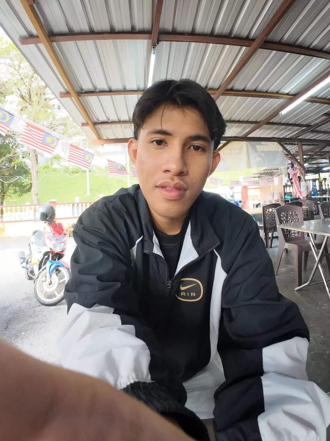 Tak Kisah Penat & Gigih Belajar Sambil Bekerja, Mahasiswa 24 Tahun Ini Dah Raih Pengalaman 20 Pekerjaan