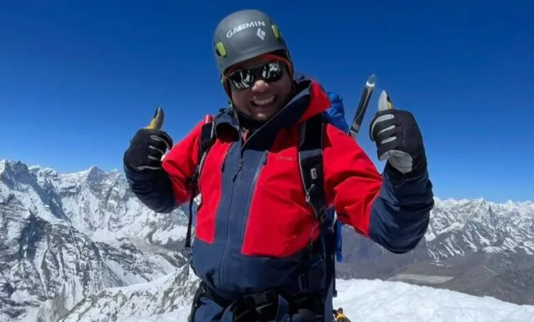 Pendaki Negara Berjaya Takluk Gunung Tertinggi Dunia Bersama Pasukan Antarabangsa. Tahniah! 7 Pendaki Negara Berjaya Takluk Gunung Tertinggi Dunia Bersama Pasukan Antarabangsa. Tahniah!