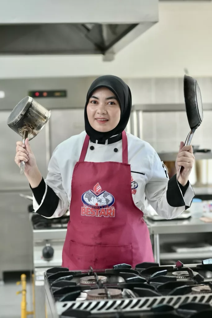 Universiti College Bestari (UCB) Tampil Berani Cabar Pentas Jalen Star Chef 2, Buktikan Bakat IPTS Juga Mampu Menyinar
