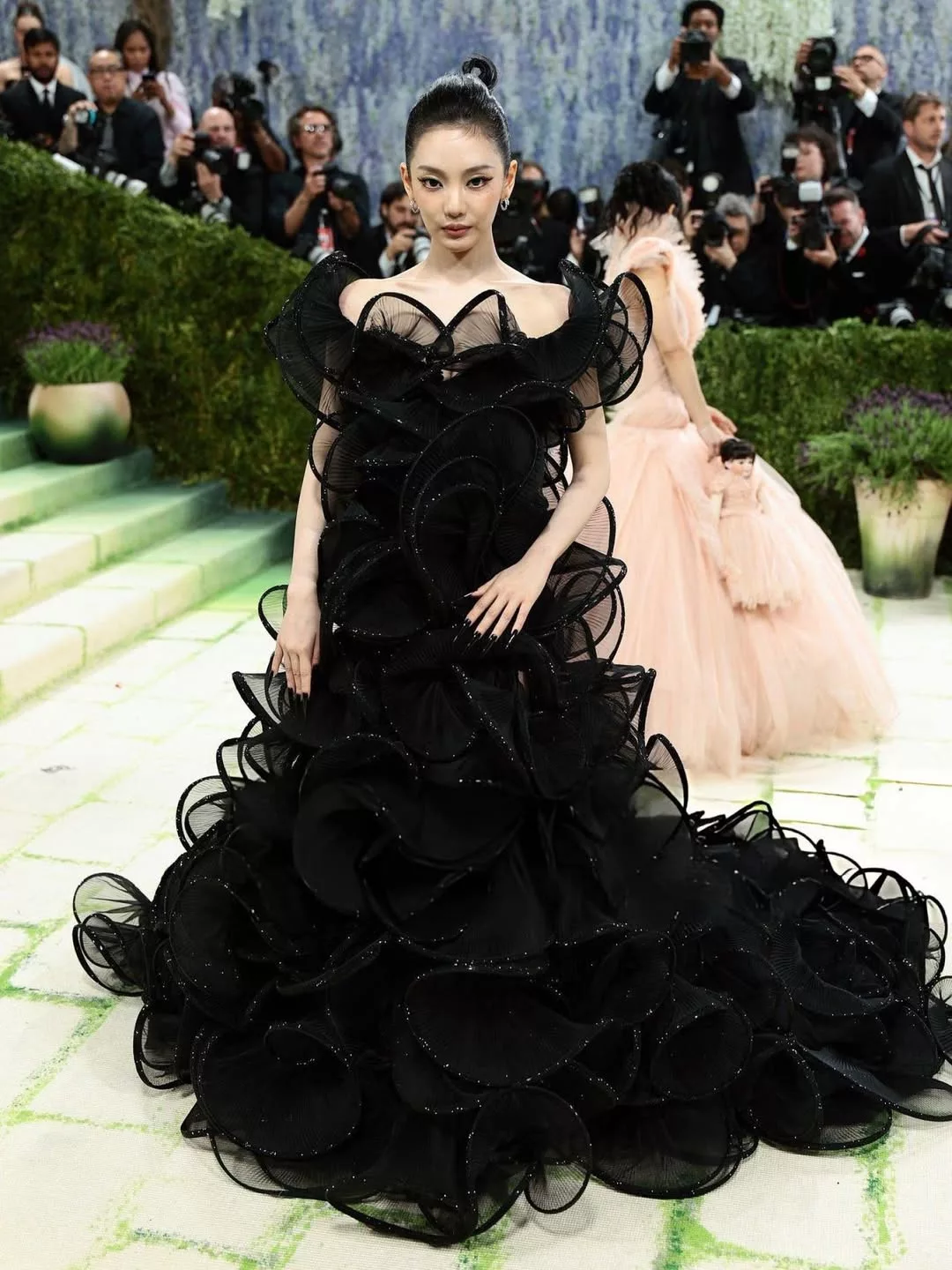 Karina & Ningning Aespa ‘Take Over’ Met Gala 2026, Curi Tumpuan Dengan Gaya Tersendiri