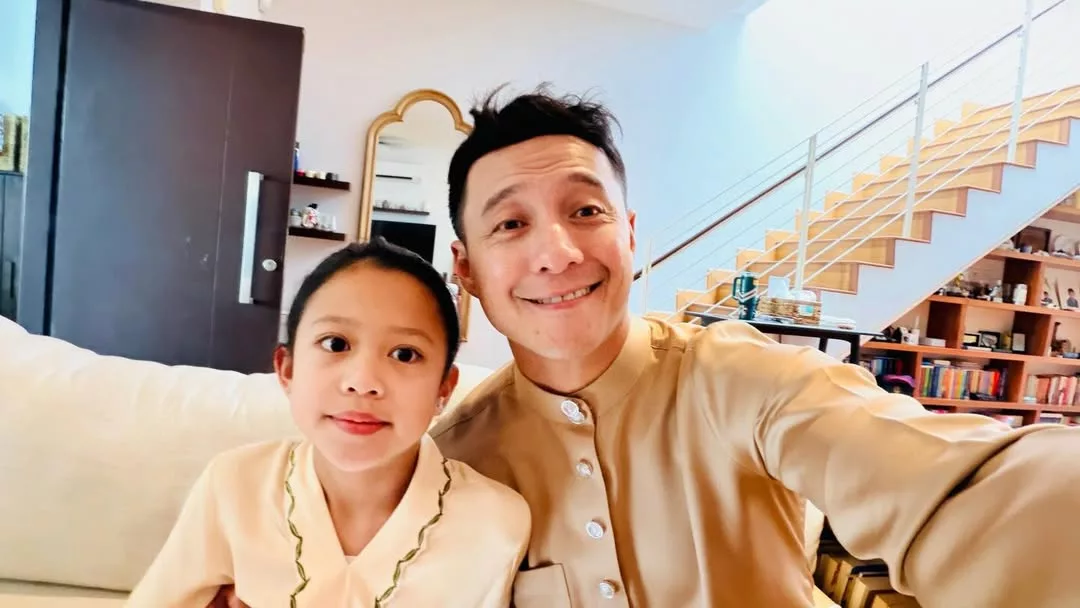 Anak Redza Minhat Raih Pencapaian Cemerlang Dalam Primaly English Olympiad 2026, Netizen Tumpang Bangga 7 Anak Redza Minhat Raih Pencapaian Cemerlang Dalam Primaly English Olympiad 2026, Netizen Tumpang Bangga
