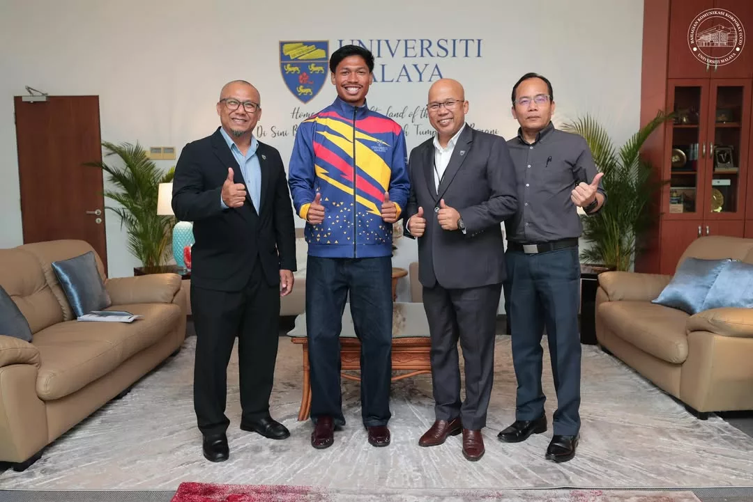 Azeem Fahmi Dijangka Teruskan Pengajian ‘Master’, Intai Peluang Di Universiti Malaya 7 Azeem Fahmi Dijangka Teruskan Pengajian ‘Master’, Intai Peluang Di Universiti Malaya