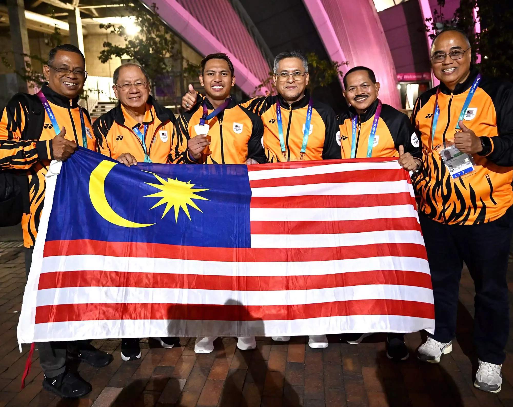 Muhammad Erry Hidayat Ikut Jejak Sang Ayah, Sumbang Emas Ketiga Malaysia Di Glasgow 2026! Tahniah!