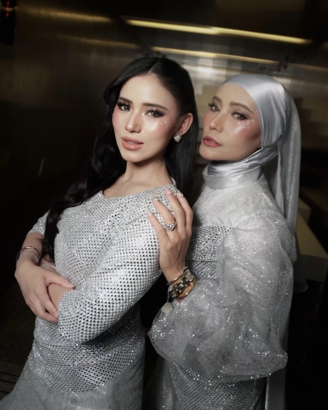 Bukan Hasil Pembedahan, Azeva Tegaskan Hidung Mancung Warisan Datuk A. Aida
