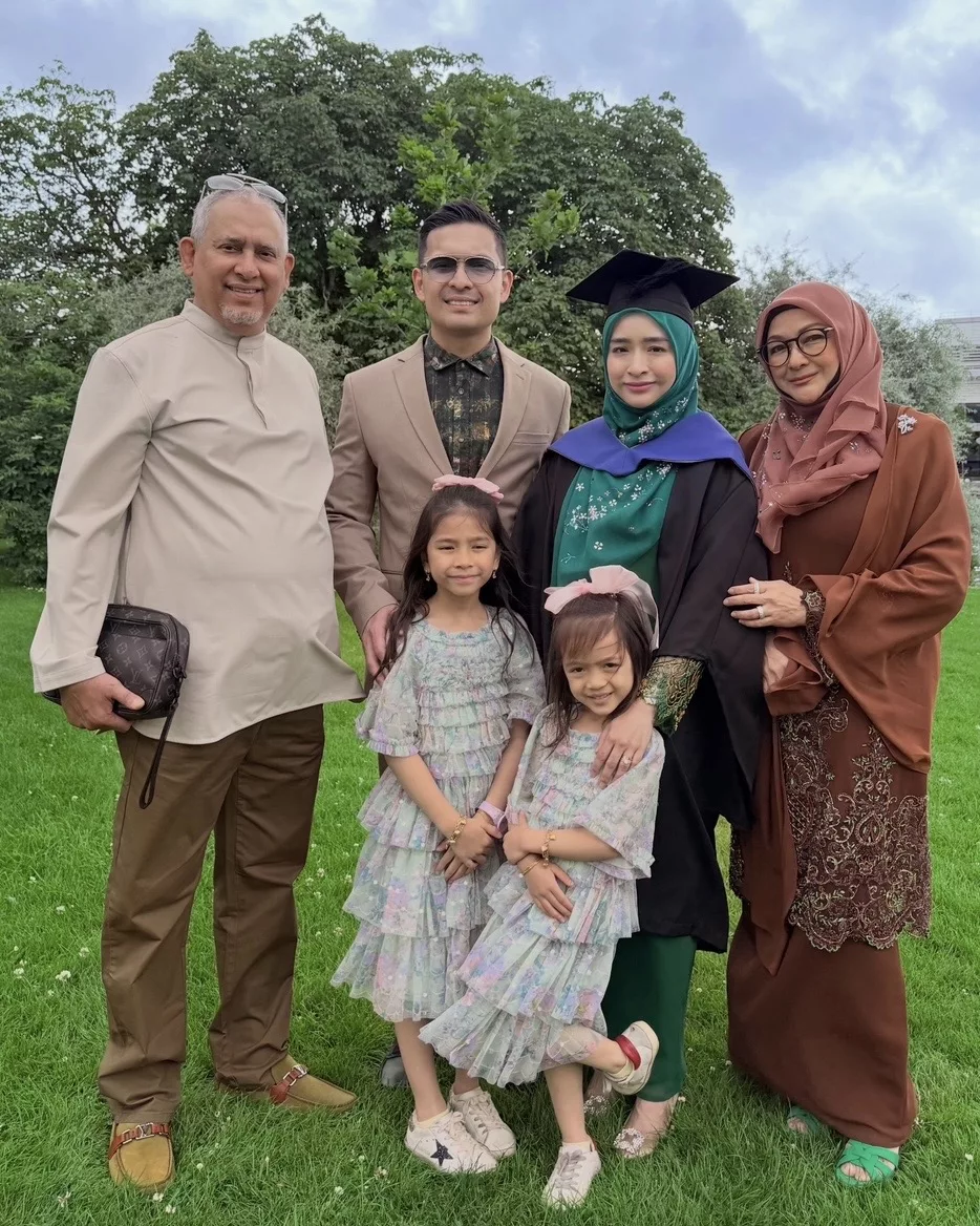 #GirlPower Tahniah! Anak Ziela Jalil Ukir Kejayaan Dalam Bidang Perubatan Di Ireland 6 #GirlPower Tahniah! Anak Ziela Jalil Ukir Kejayaan Dalam Bidang Perubatan Di Ireland