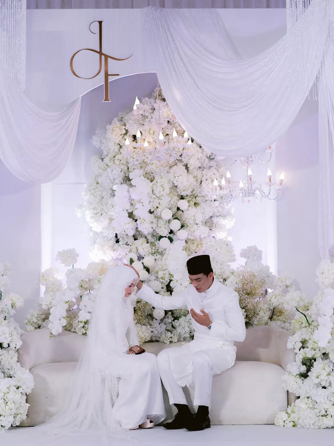 Enam Tahun Bina Cinta, Jazmy Juma Titip Penghargaan Buat Isteri Tercinta 6 Enam Tahun Bina Cinta, Jazmy Juma Titip Penghargaan Buat Isteri Tercinta