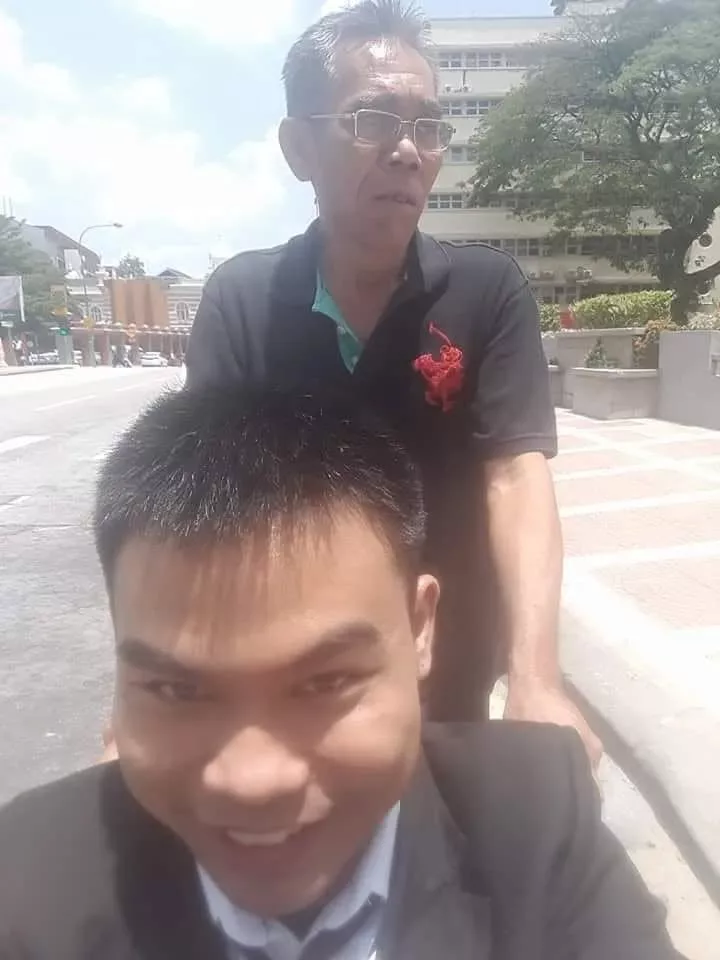 Pengorbanan Bapa Jadi Kekuatan, Lelaki OKU Cerebral Palsy Kini Bergelar Peguam