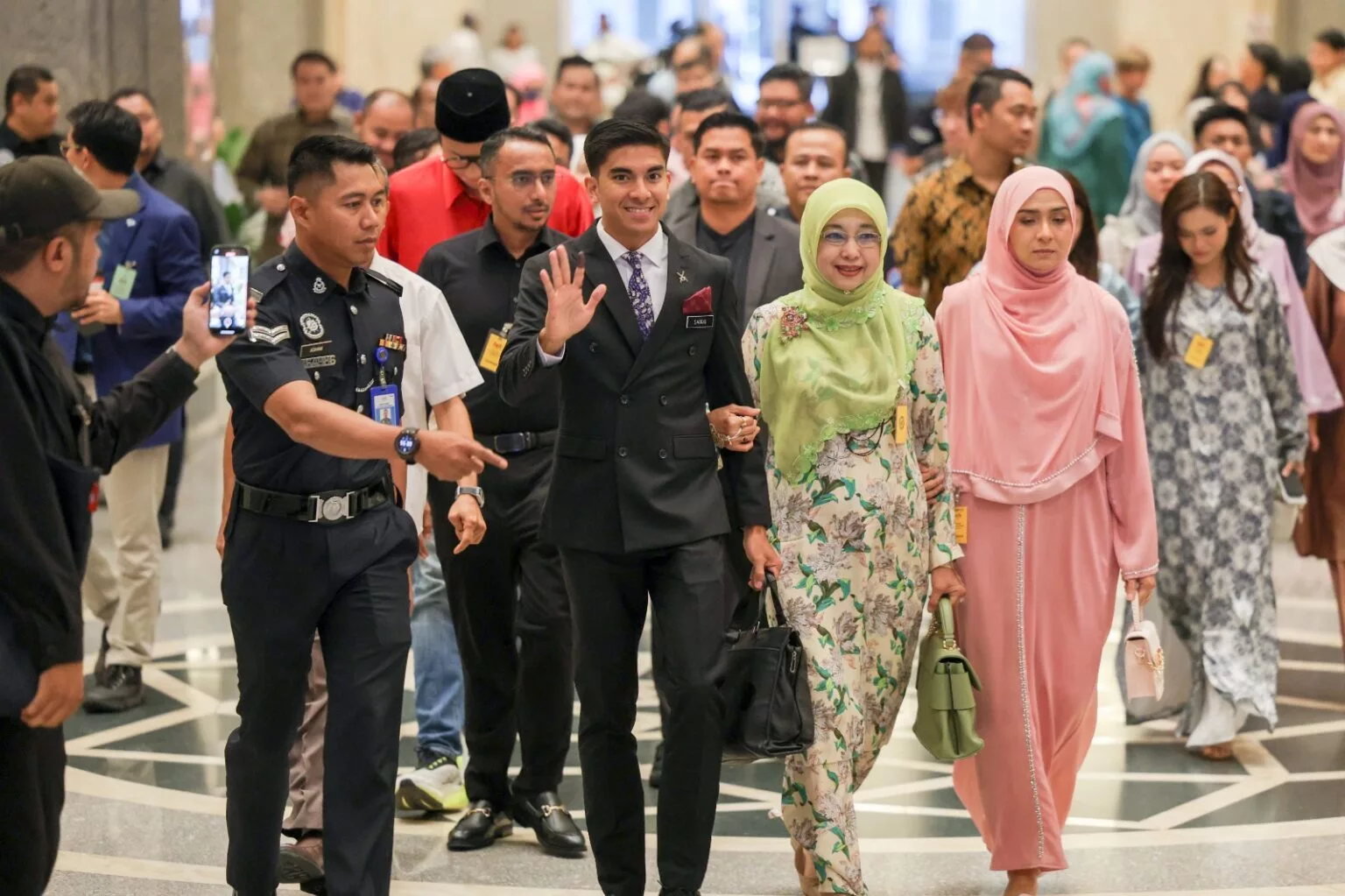 “Saya Tidak Tunduk, Tidak Takut” -Syed Saddiq Syukur Episod Enam Tahun Berakhir, Tekad Terus Berbakti Buat Negara 5 “Saya Tidak Tunduk, Tidak Takut” -Syed Saddiq Syukur Episod Enam Tahun Berakhir, Tekad Terus Berbakti Buat Negara