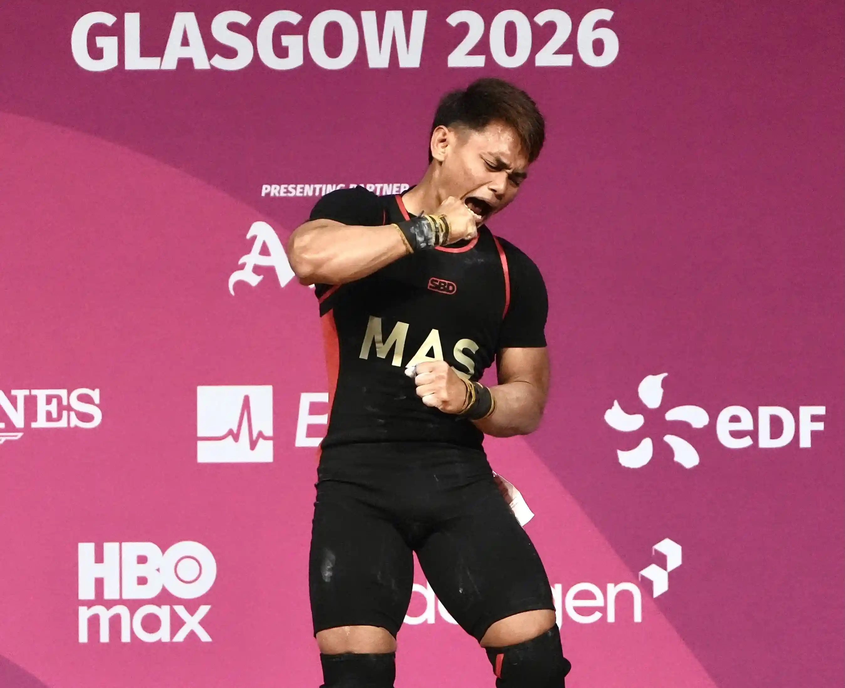 Aniq Kasdan Buktikan Kelas Tersendiri, Hadiahkan Emas Pertama Malaysia Di Glasgow 2026! Tahniah! 7 Aniq Kasdan Buktikan Kelas Tersendiri, Hadiahkan Emas Pertama Malaysia Di Glasgow 2026! Tahniah!