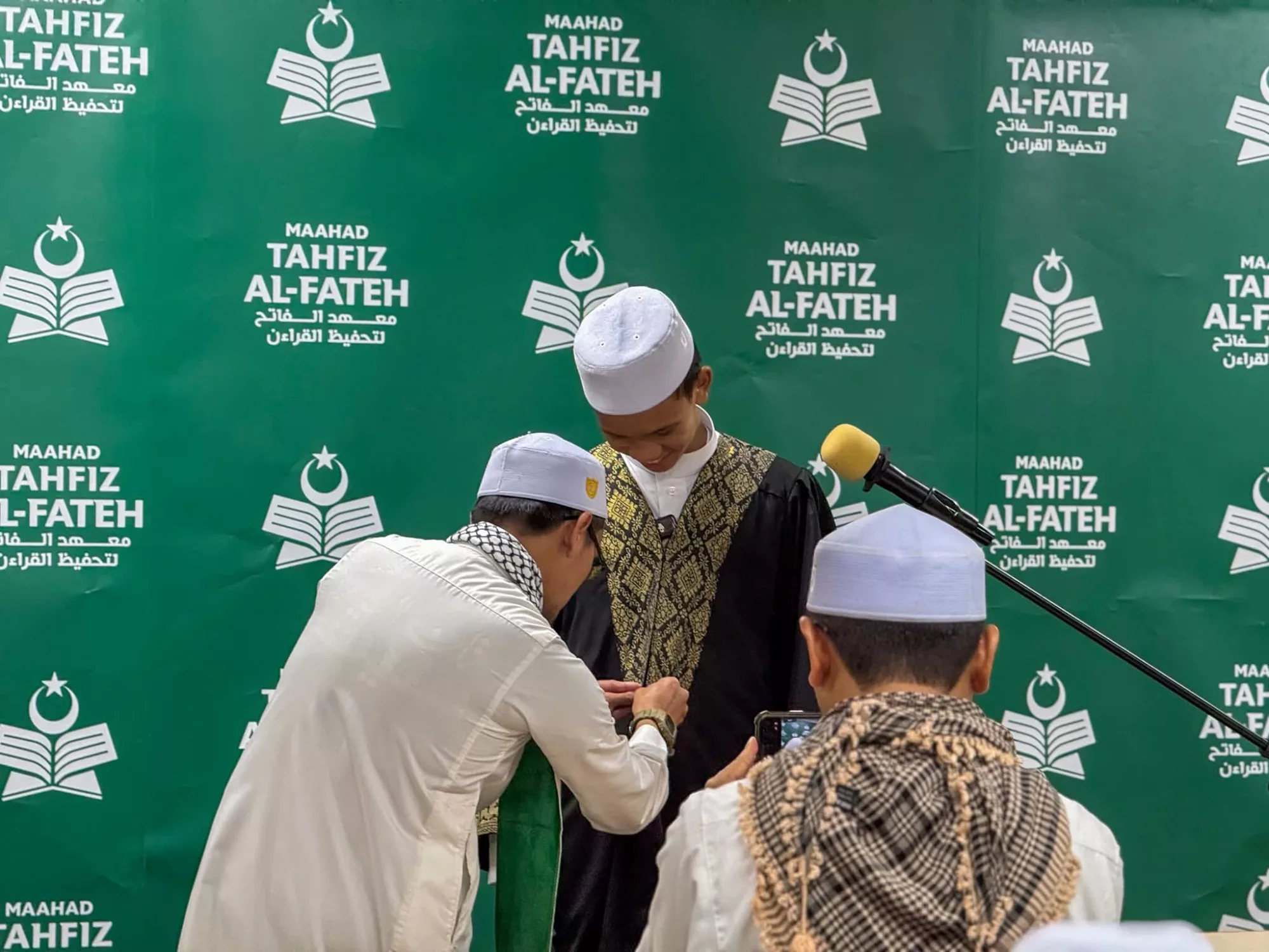 15 Jam Tanpa Pembetulan, Tengku Umayr Akef Raih Syahadah Ula Dalam Hafazan 30 Juzuk Al-Quran