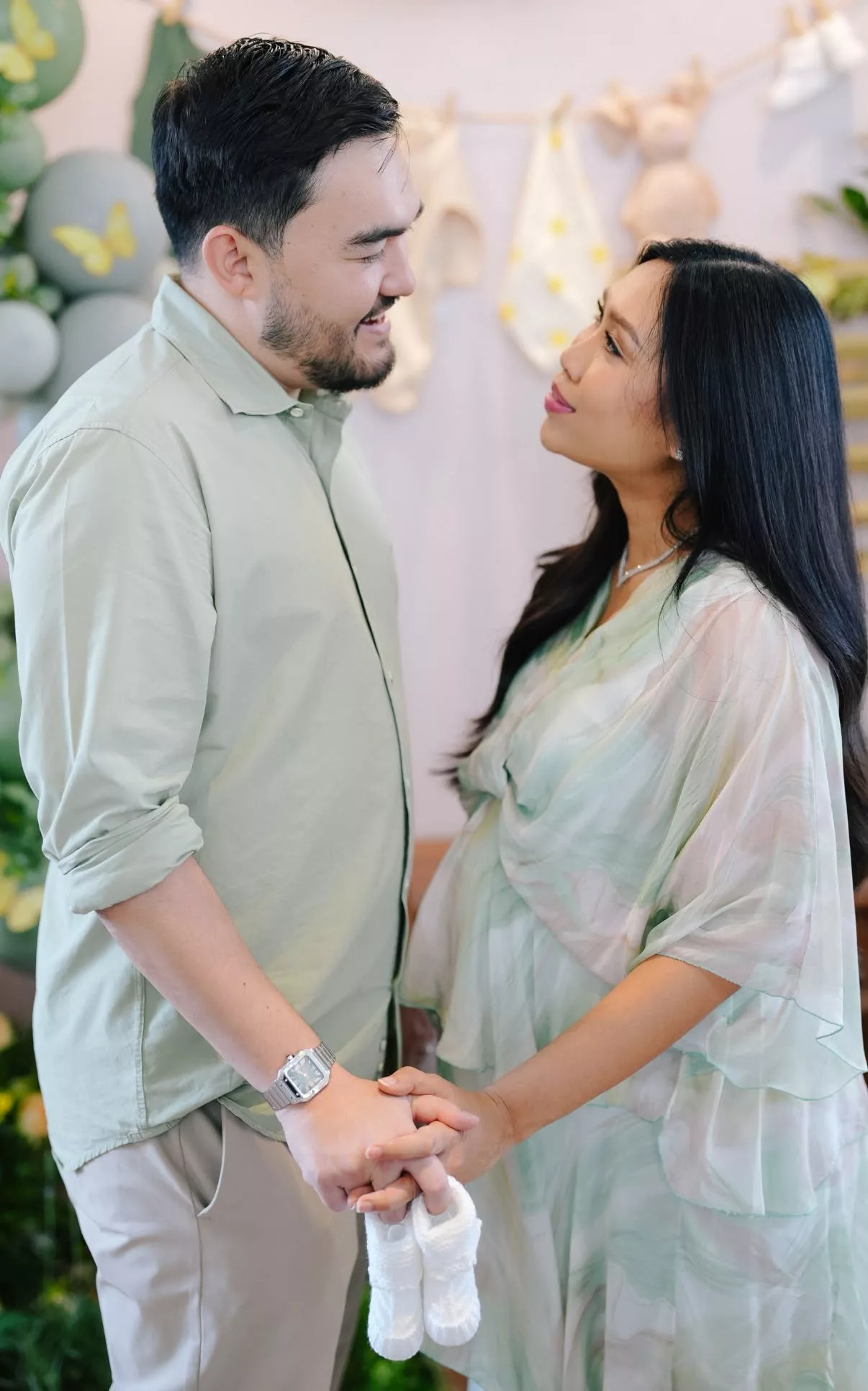 Tengku Amir Shah Zahir Rasa Syukur Atas Kelahiran Puteri Sulung, Perkenal Nama Tengku Alia Amira 3 Tengku Amir Shah Zahir Rasa Syukur Atas Kelahiran Puteri Sulung, Perkenal Nama Tengku Alia Amira