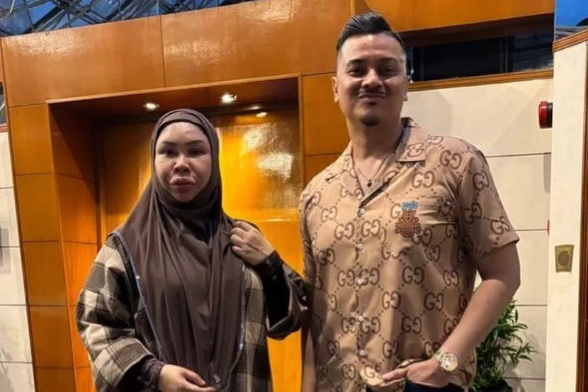 “Saya Sebagai ‘Bakal Imam DSV’...” – Dato’ Fazley Yaakob Mohon Maaf, Akui Ada Paparan Kurang Sesuai 4 “Saya Sebagai ‘Bakal Imam DSV’...” – Dato’ Fazley Yaakob Mohon Maaf, Akui Ada Paparan Kurang Sesuai
