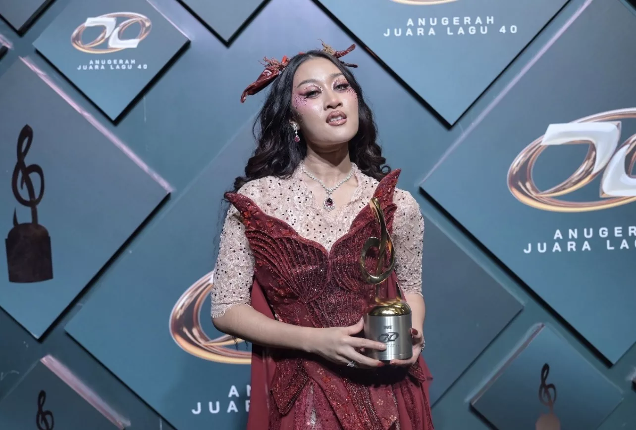 Aisha Retno Menangis Bukan Kerana Kecewa, Lega Dapat Bawa Adik Bersama Ke Pentas AJL40