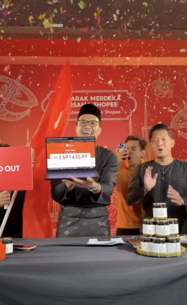 Restock Pun ‘Meletup’! Khairul Aming Catat Jualan RM3 Juta Sambal Nyet Bilis