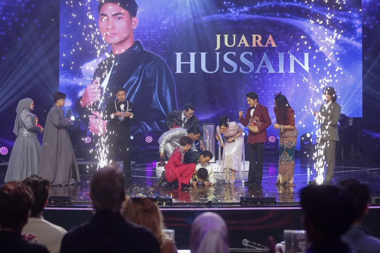 Raih Markah Keseluruhan Tertinggi, Hussain Dinobat Juara Big Stage Rocketfuel