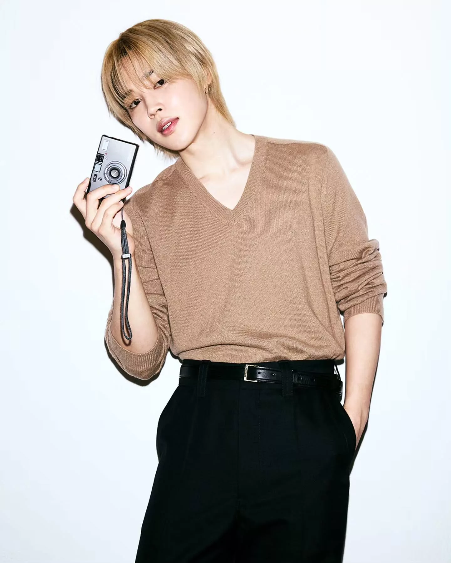 Jimin BTS Cipta Memori Manis Buat Peminat Cilik Hidap Kanser, ARMY Sumbang Lebih RM200,000
