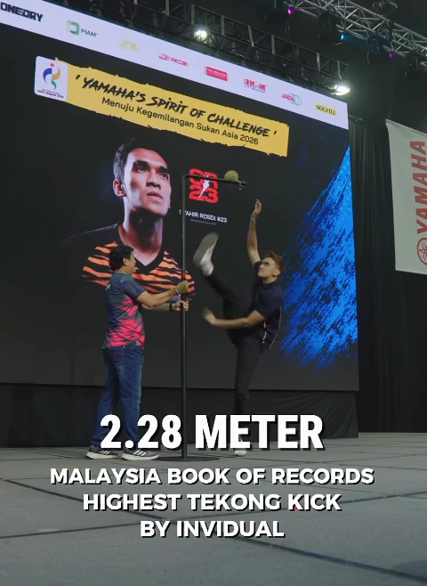 Syahir Rosdi Cipta Rekod Malaysia Book of Records, Sepakan 'Tekong' Cecah 2.28 Meter