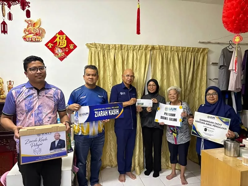 Dibesarkan Nenek Berbeza Agama, Hazizah Buktikan Kesusahan Bukan Penghalang Ke Menara Gading
