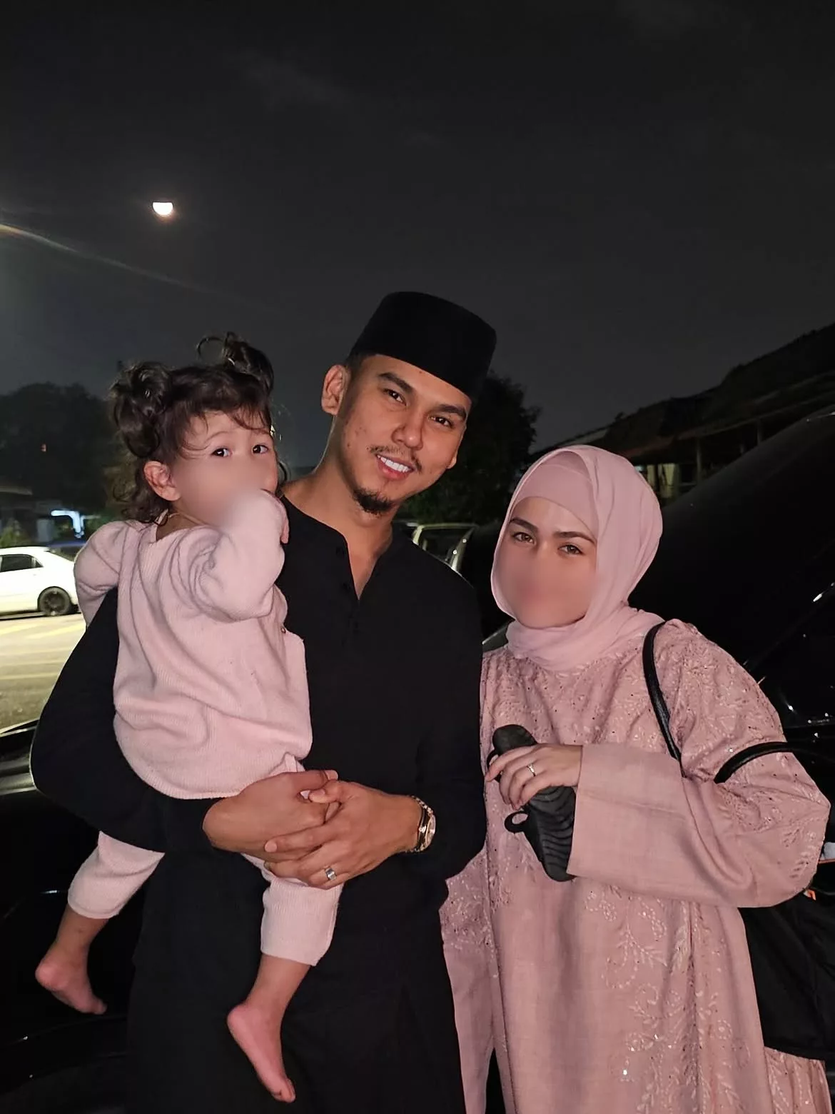 MK K-Clique Dah Tinggalkan Kisah Silam, Kini Bahagia Luang Masa Bersama Keluarga 5 MK K-Clique Dah Tinggalkan Kisah Silam, Kini Bahagia Luang Masa Bersama Keluarga