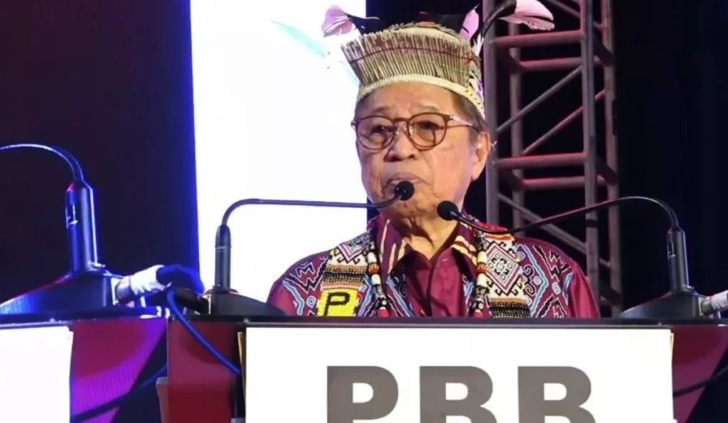 Impian Arwah Ibu Diteruskan, Kerajaan Sarawak Tanggung Pengajian Euodia Hingga Bergelar Doktor