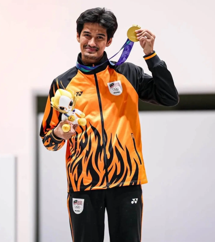 5 Fakta Menarik Taj Izrin Aiman, Wira Emas e-Sukan Malaysia Yang Berkaki Ayam Di Sukan Asia 2026