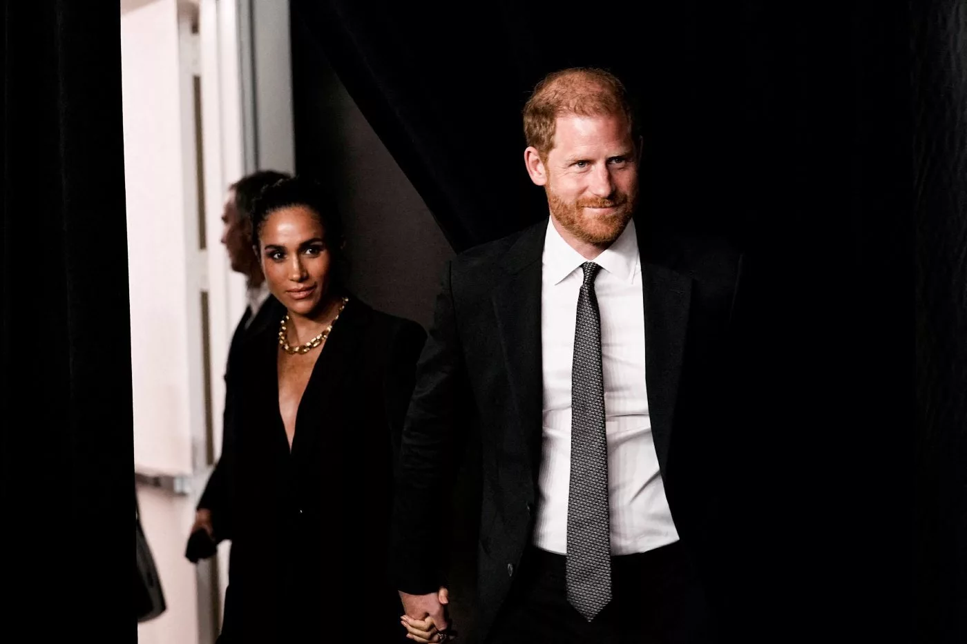 Raja Charles Tegaskan Putera Harry & Meghan Kekal ‘Orang Biasa’, Bukan Lagi Wakil Rasmi Diraja 3 Raja Charles Tegaskan Putera Harry & Meghan Kekal ‘Orang Biasa’, Bukan Lagi Wakil Rasmi Diraja
