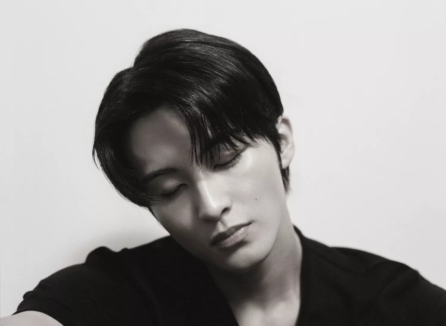Mark Lee Mulakan Era Solo, Serlah Identiti Muzik Baharu Menerusi 'My Friend' 5 Mark Lee Mulakan Era Solo, Serlah Identiti Muzik Baharu Menerusi 'My Friend'