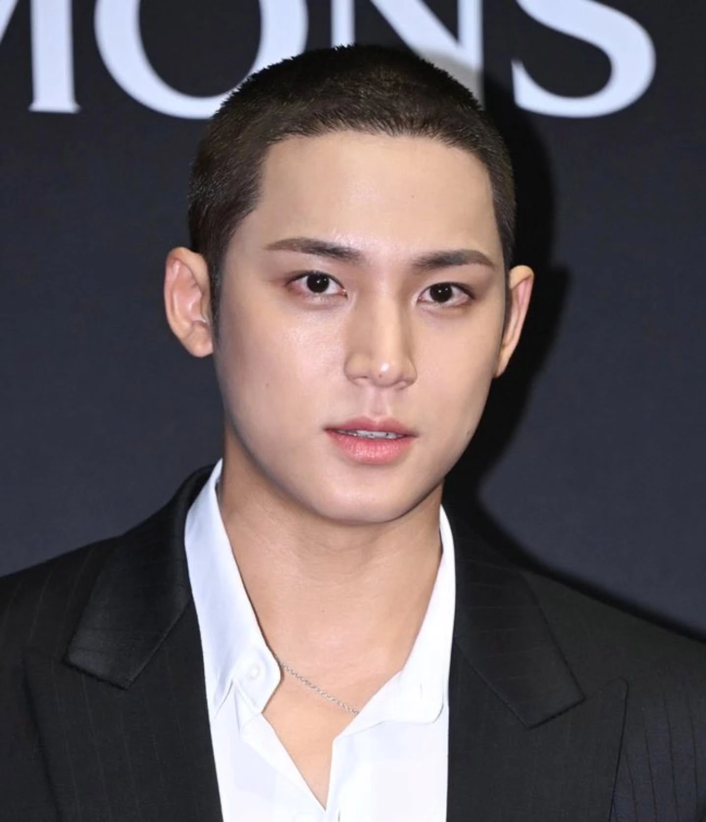 Mingyu SEVENTEEN Tampil Dengan Gaya Rambut 'Buzz Cut', Bakal Jalani Latihan Khidmat Tentera 10 September Ini