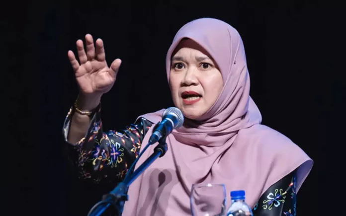 1e23fd92-fadhlina-sidek-bernama-100925