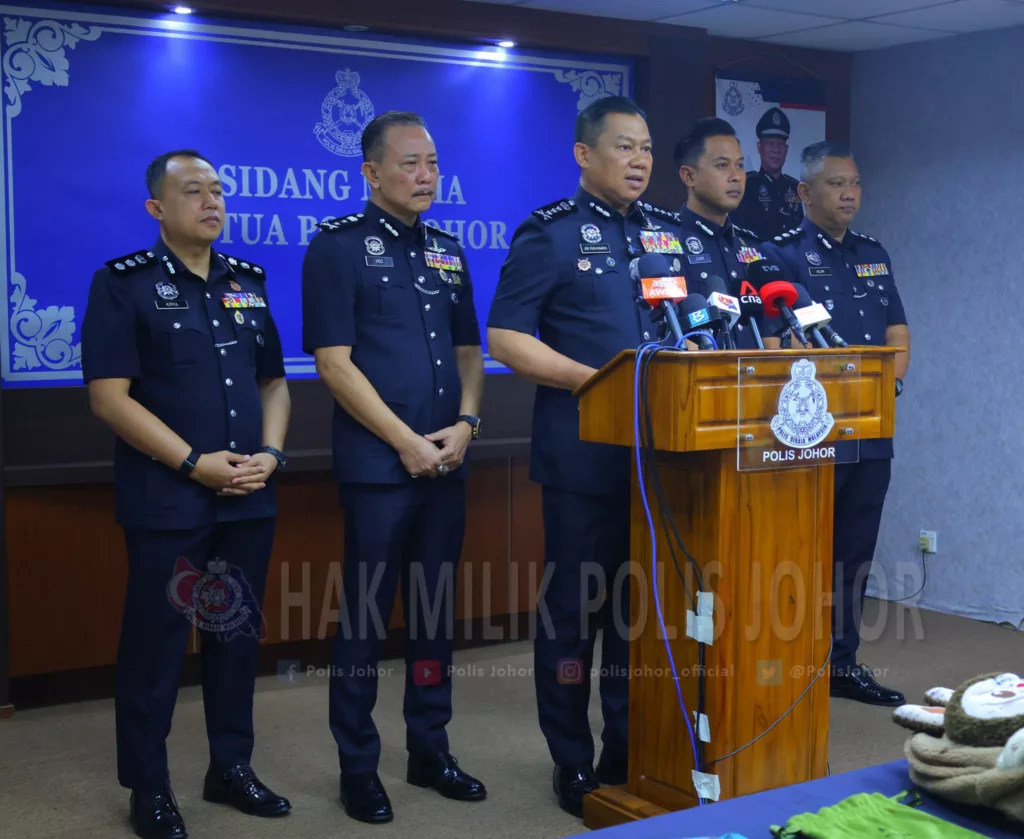 Cinta Ditolak Dipercayai Jadi Motif Pembunuhan Pelajar Perempuan 16 Tahun Di Batu Pahat 2 Cinta Ditolak Dipercayai Jadi Motif Pembunuhan Pelajar Perempuan 16 Tahun Di Batu Pahat