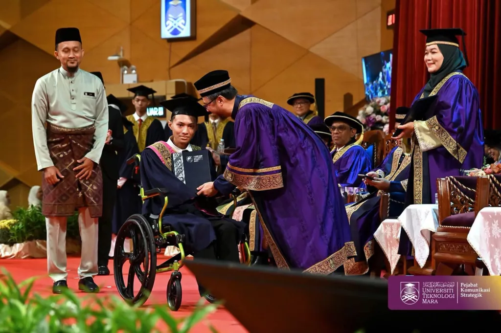 Hidap Kanser Darah, Graduan UiTM Tetap Berjaya Genggam Diploma Walaupun Berdepan Ujian Kesihatan 3 Hidap Kanser Darah, Graduan UiTM Tetap Berjaya Genggam Diploma Walaupun Berdepan Ujian Kesihatan