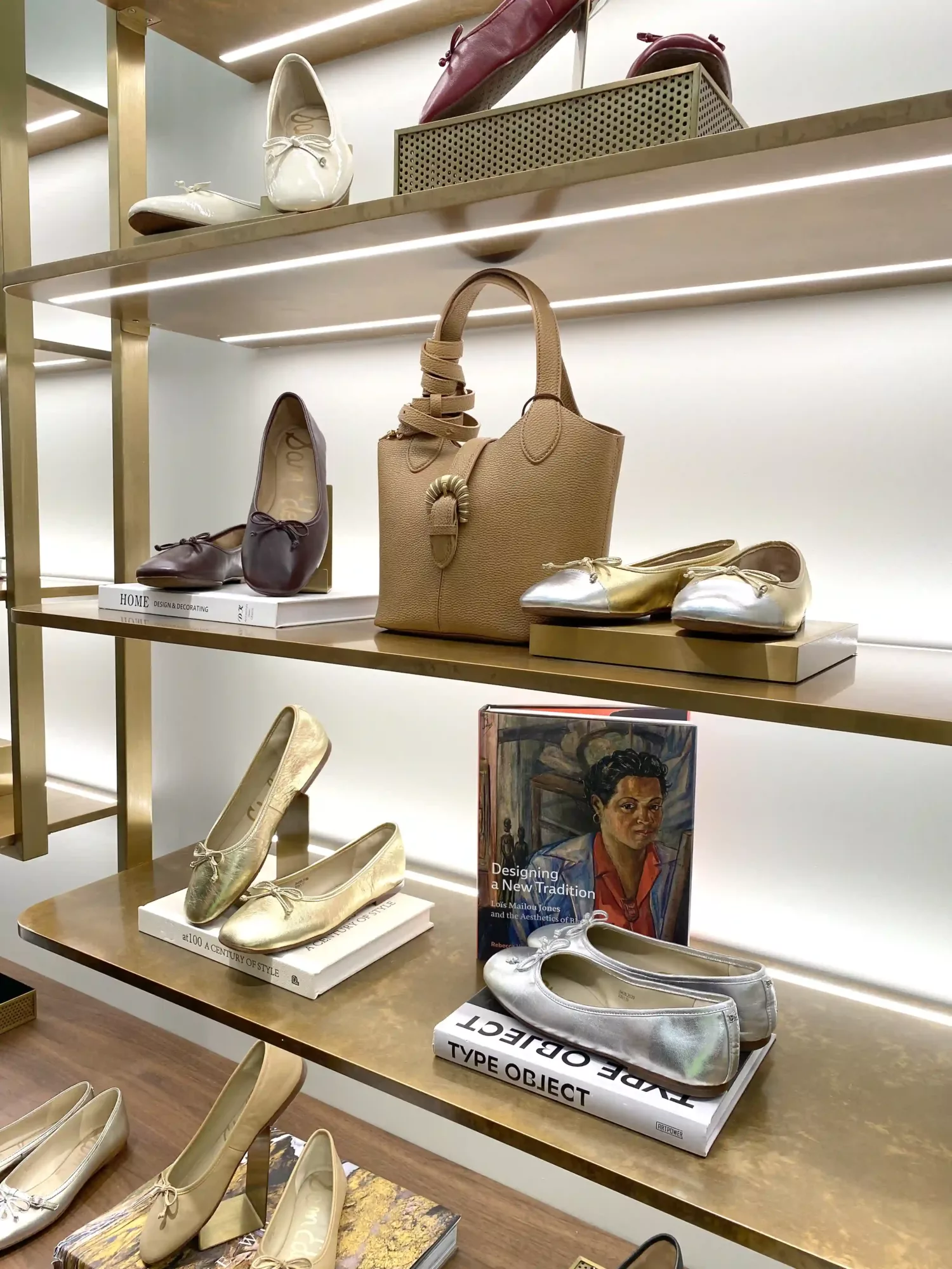 Sam Edelman Buka Butik Baharu Di Suria KLCC, Raikan Gaya Feminin Menerusi Koleksi 'She’s a Lady'