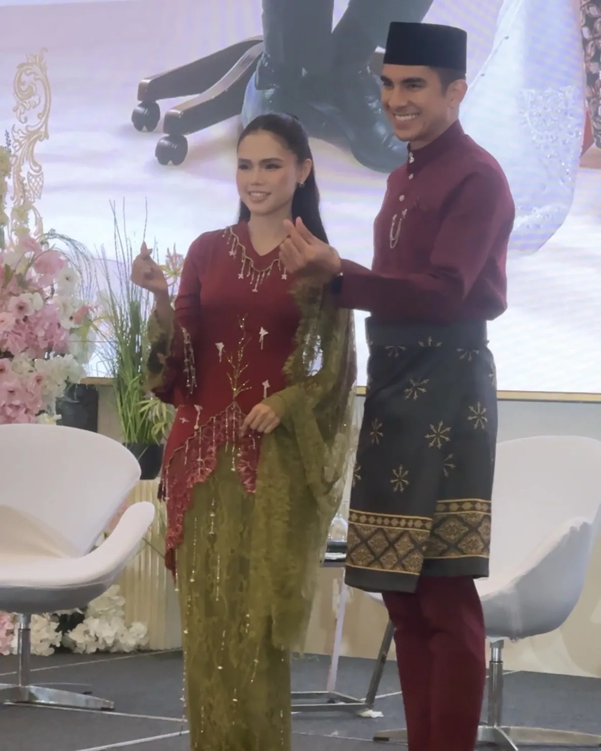 Bella Astillah & Syed Saddiq Bakal Disatukan Di Menara Merdeka 118, Ada ‘Kenduri Rakyat’ Menanti! 4 Bella Astillah & Syed Saddiq Bakal Disatukan Di Menara Merdeka 118, Ada ‘Kenduri Rakyat’ Menanti!