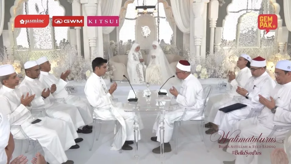 Syed Saddiq & Bella Astillah Sah Bergelar Suami Isteri, Selamat Diijabkabulkan Dengan Sekali Lafaz! 4 Syed Saddiq & Bella Astillah Sah Bergelar Suami Isteri, Selamat Diijabkabulkan Dengan Sekali Lafaz!