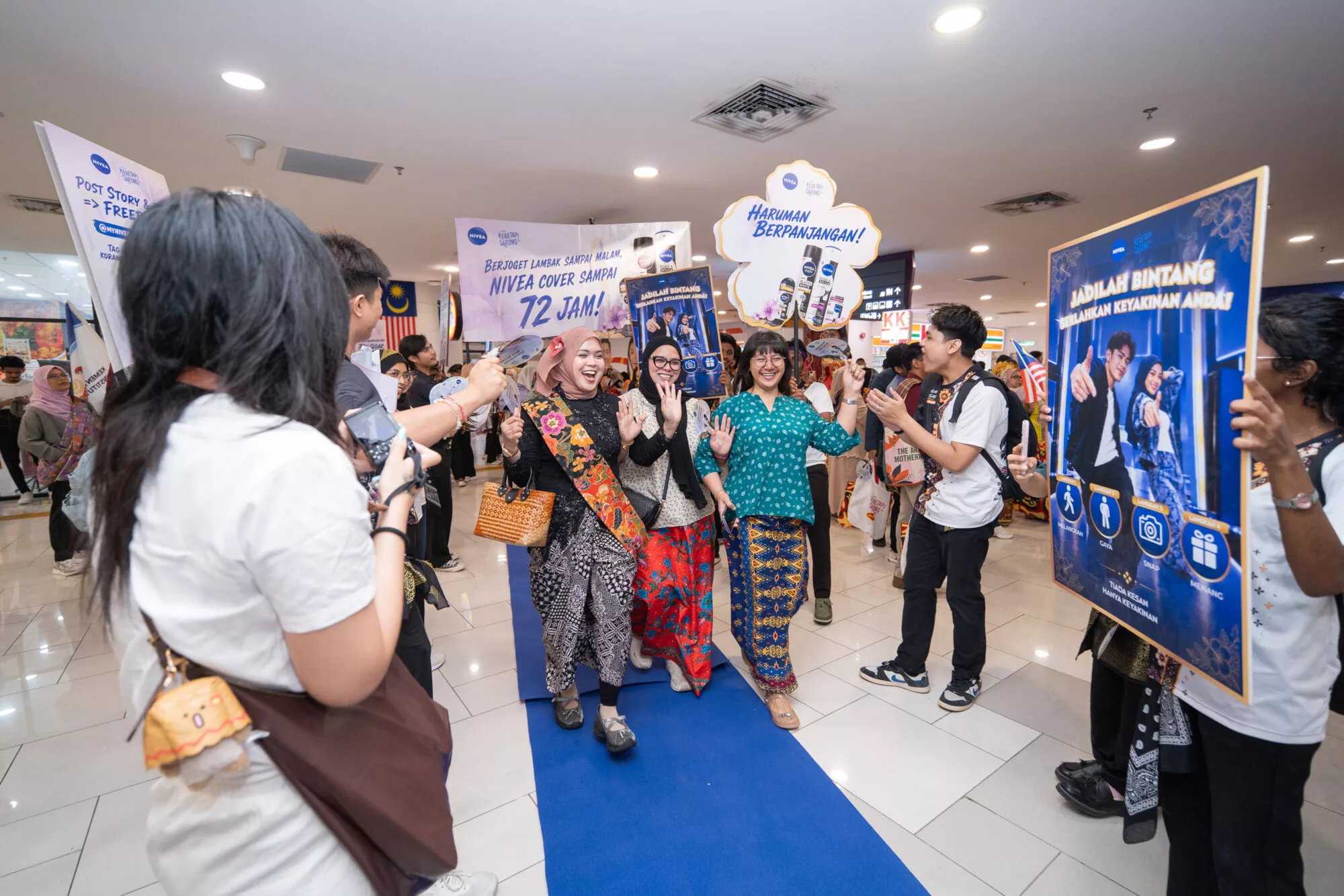 Aisha Retno & Insomniacks Lebih Yakin dengan NIVEA Black & White Deodorant Baharu dan Haruman Eksklusif!